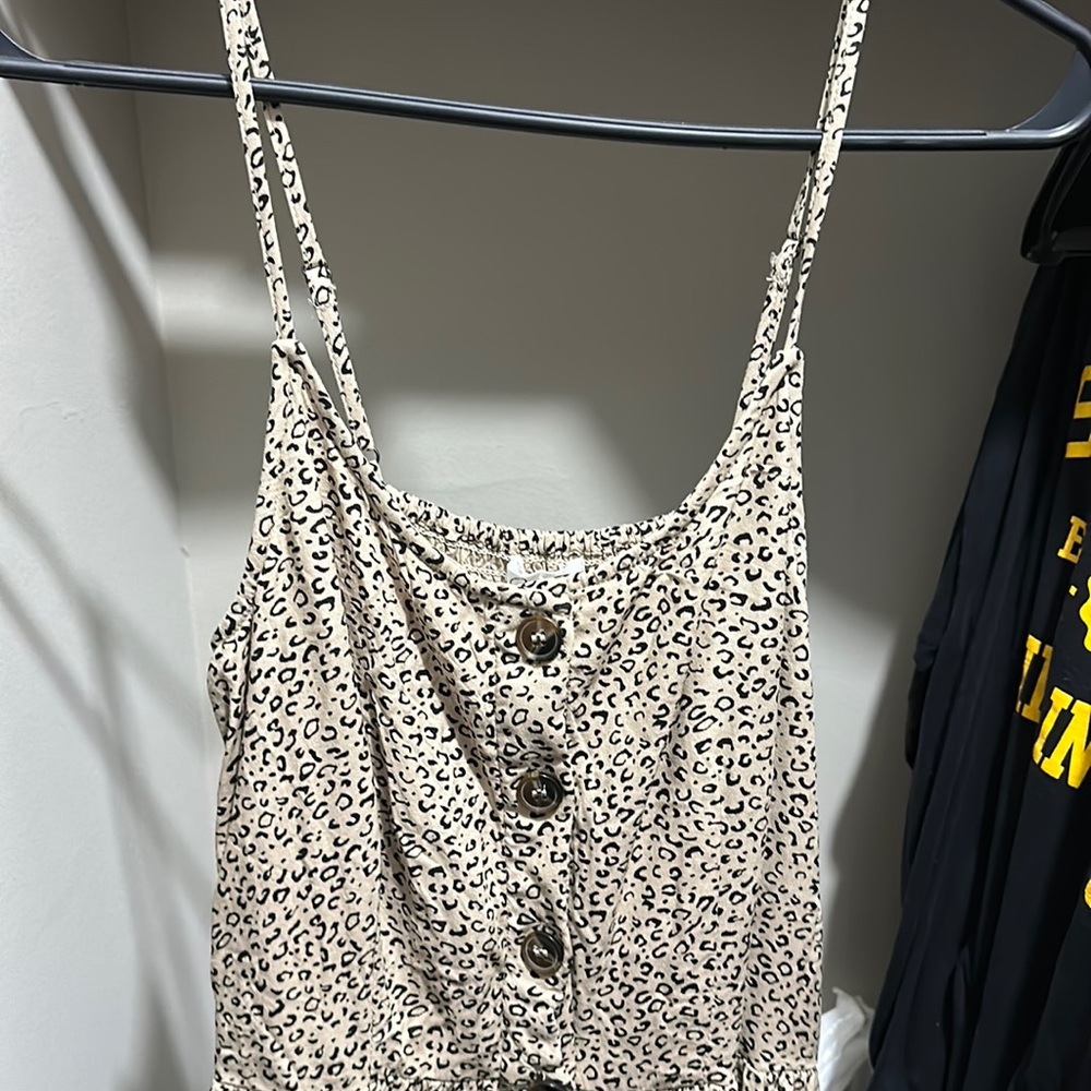 Summer printed dress with adjustable straps and stretch back material